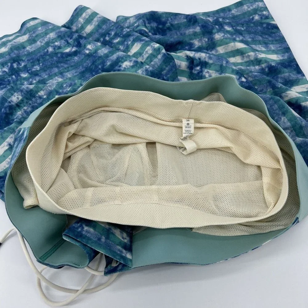 Lululemon El Current 9” Lined Swim Trunks Men's Teal‎ White Stripes 38
